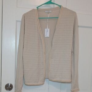 Elegant Beige Cardigan